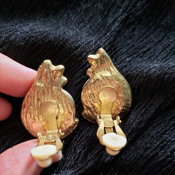 VTG Faux Pearl Clip on Earrings with Jewel Detail - Picture 6 of 11